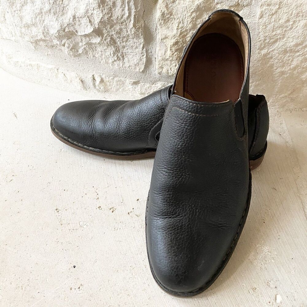 Trask Slip On Leather Loafers Model 30 1075‎ Men’s Size 11 Black Vibram Casual
